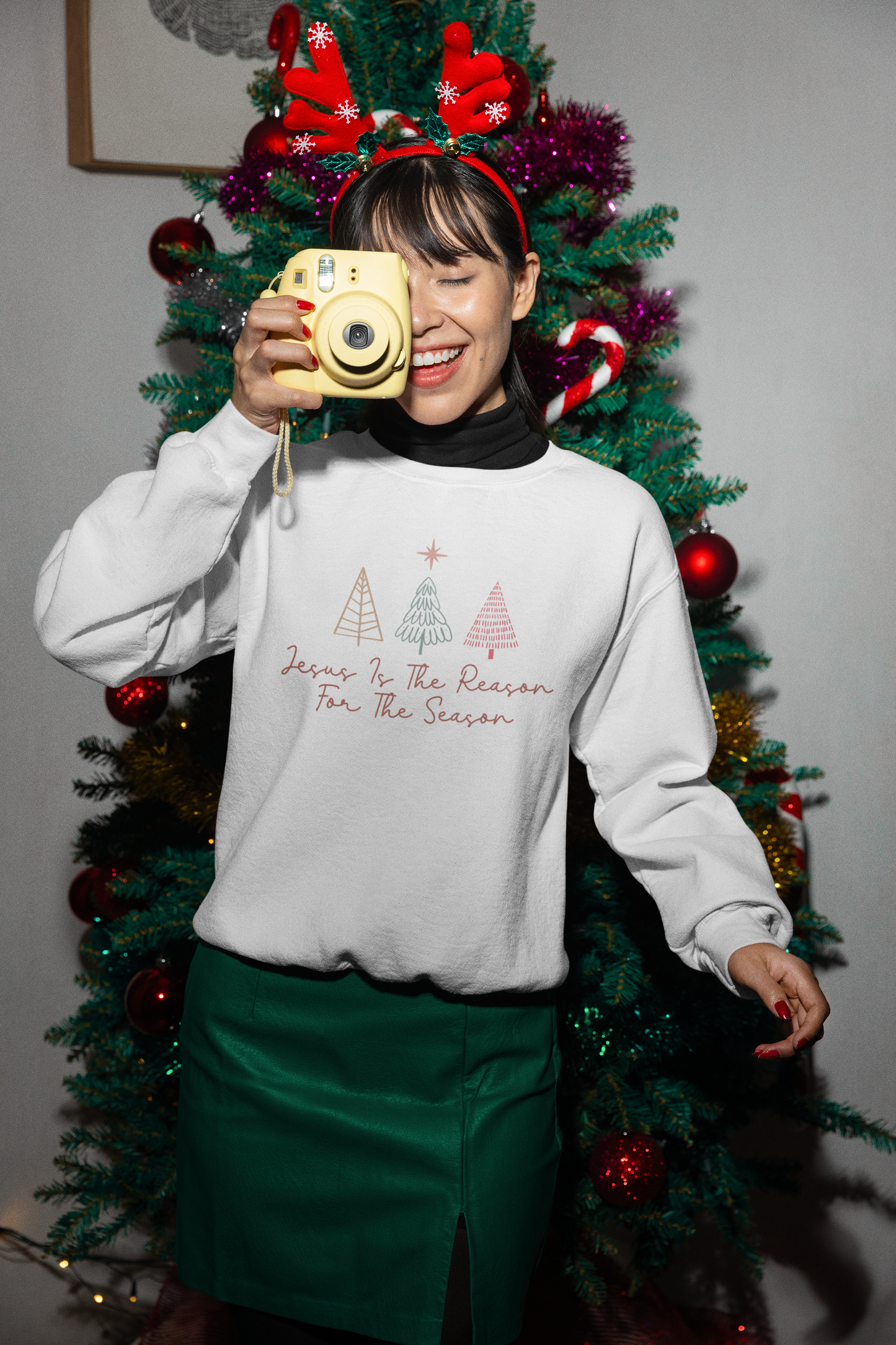 Jesus is the Reason Heavy Blend Fleece Crewneck